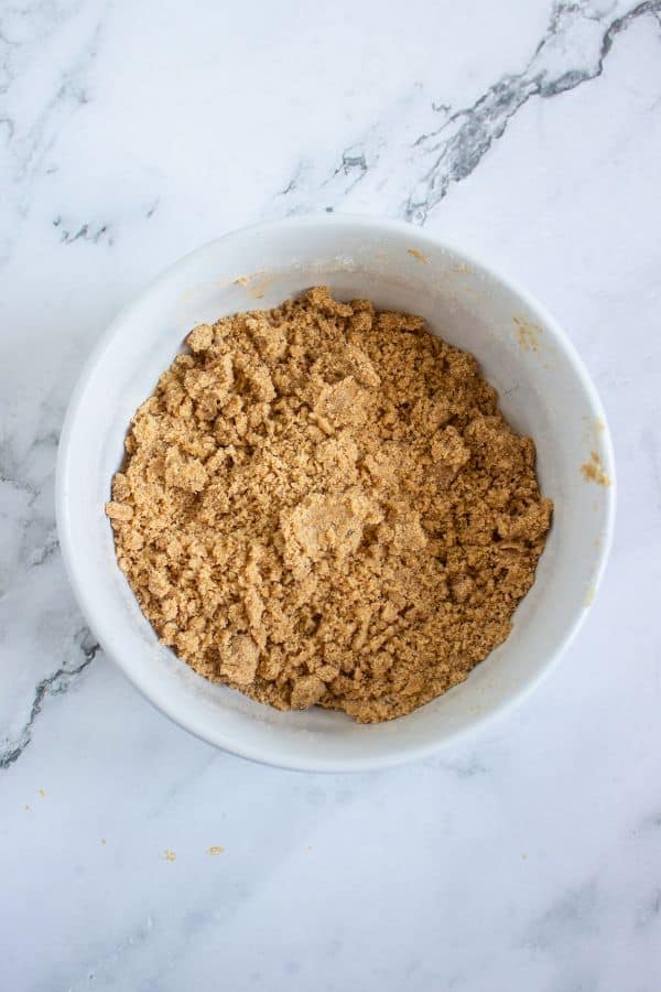cookie streusel topping in bowl.