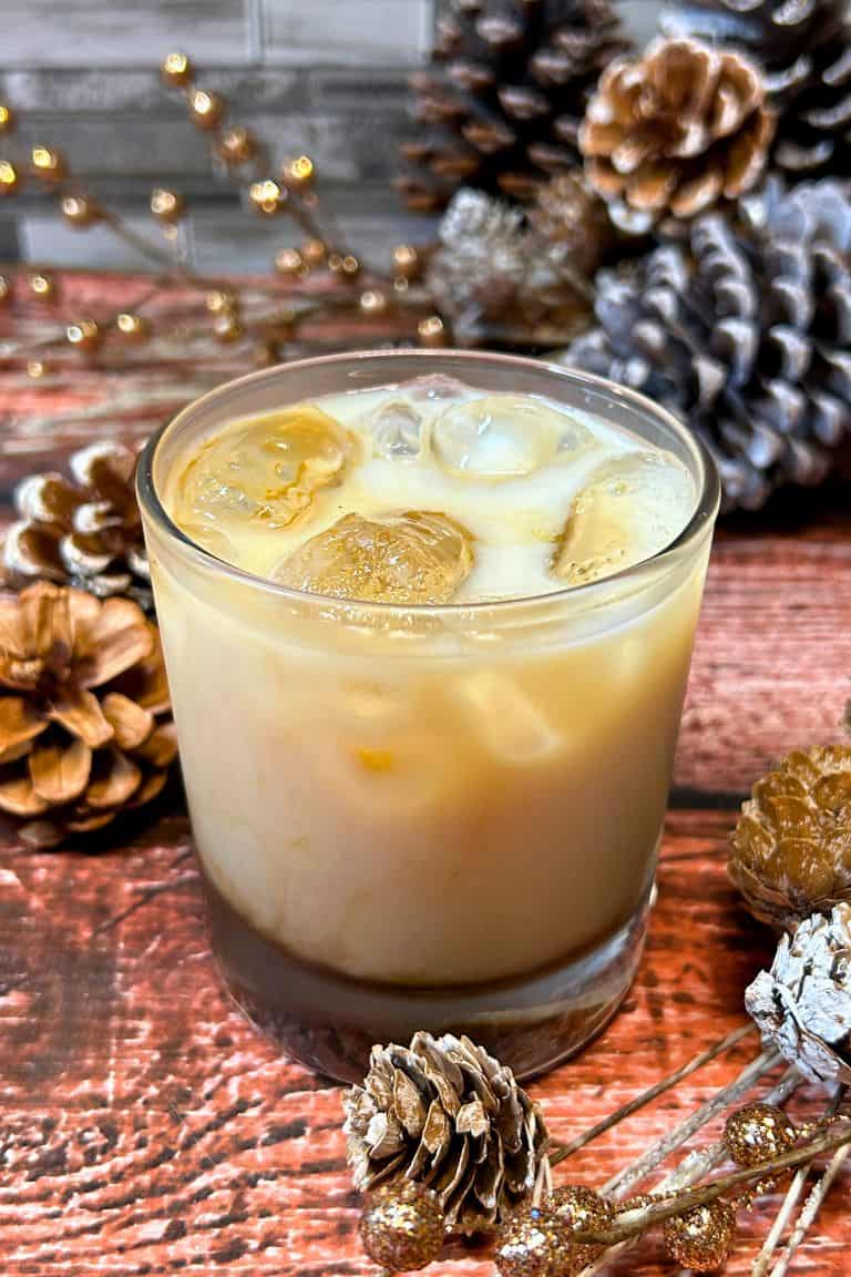 iced gingerbread white russian cocktail in glass.