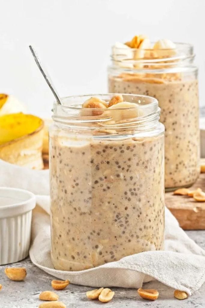 peanut butter and banana chia seed breakfast pudding in a jar.
