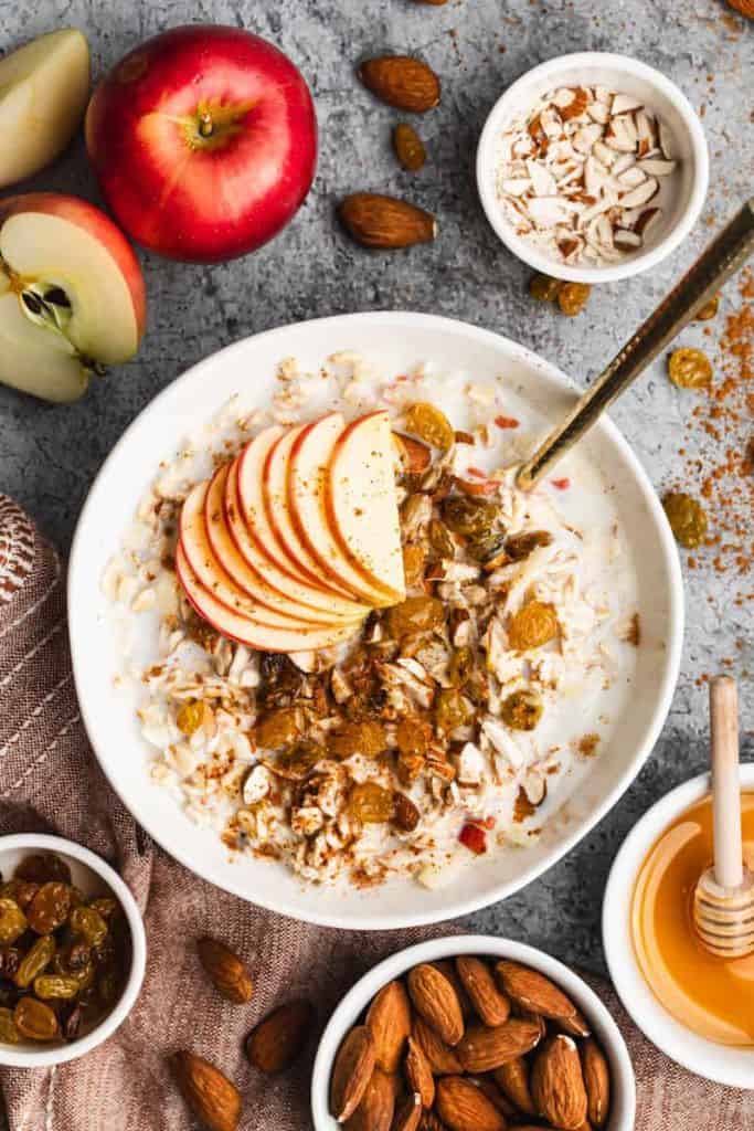 swiss bircher muesli in bowl with fruit.