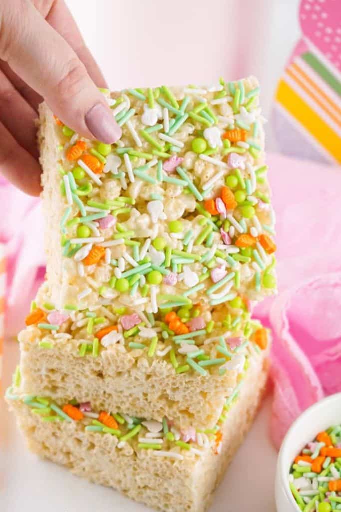 easter themed rice krispie bar.