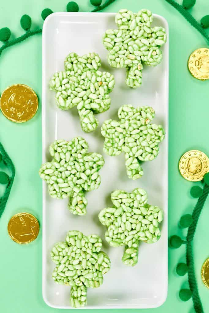 green rice krispie shamrock treats.