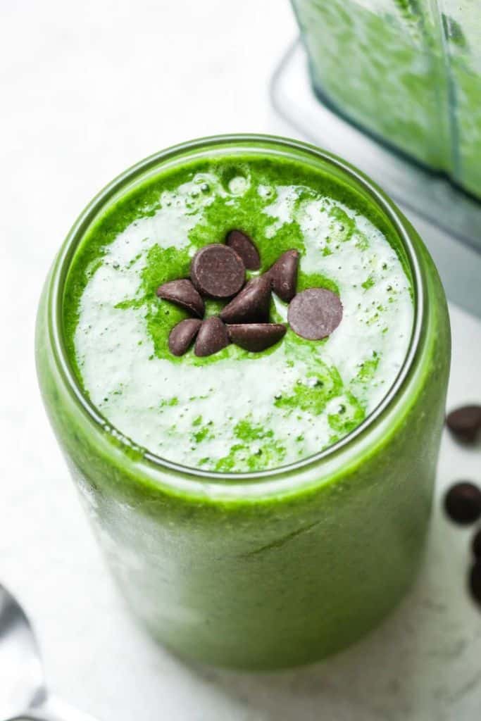 healthy irish green smoothie.