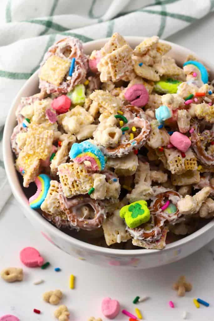 st patricks day themed leprechaun bait in bowl.