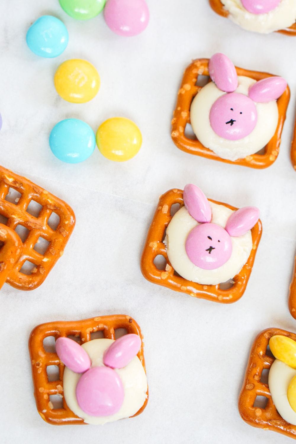 easter themed treats pretzels.