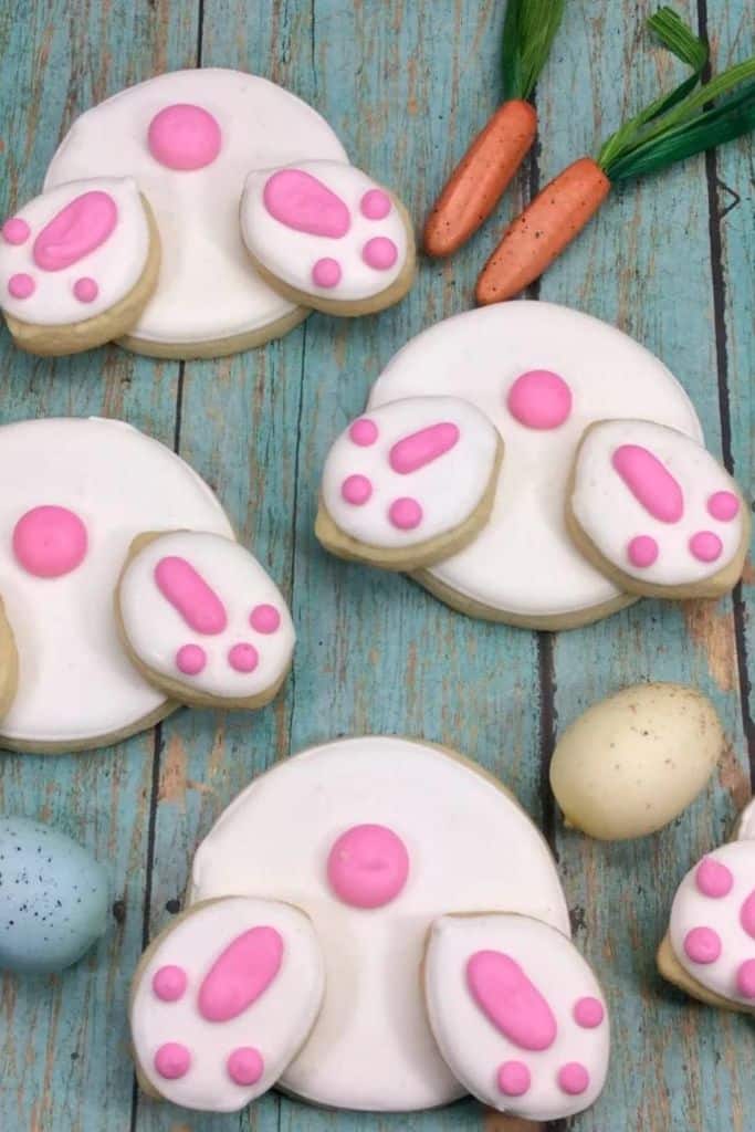 bunny butt cookies iced.