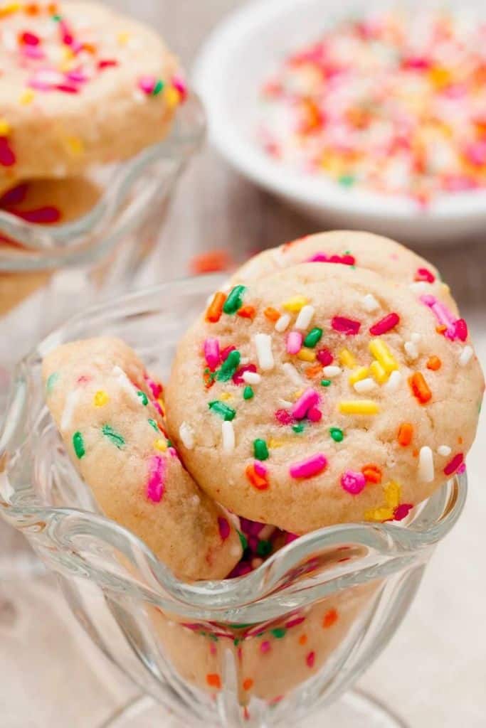 funfetti soft cookies.