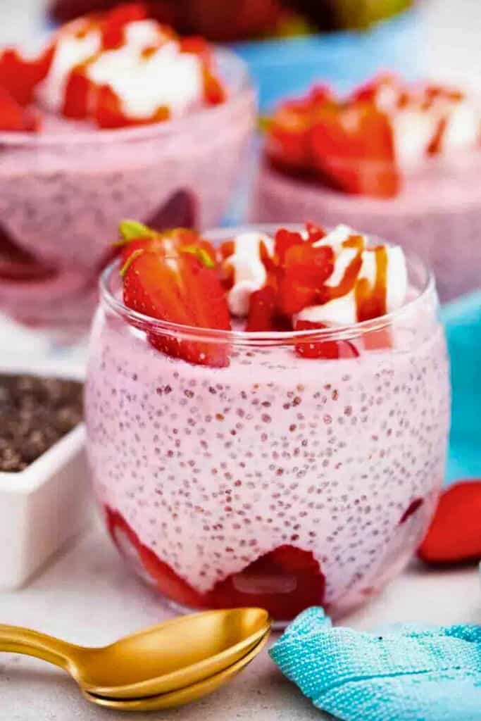 strawberry chia pudding in glass.
