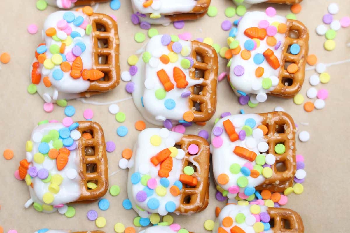 chocolate covered pretzel snaps decorated for easter.