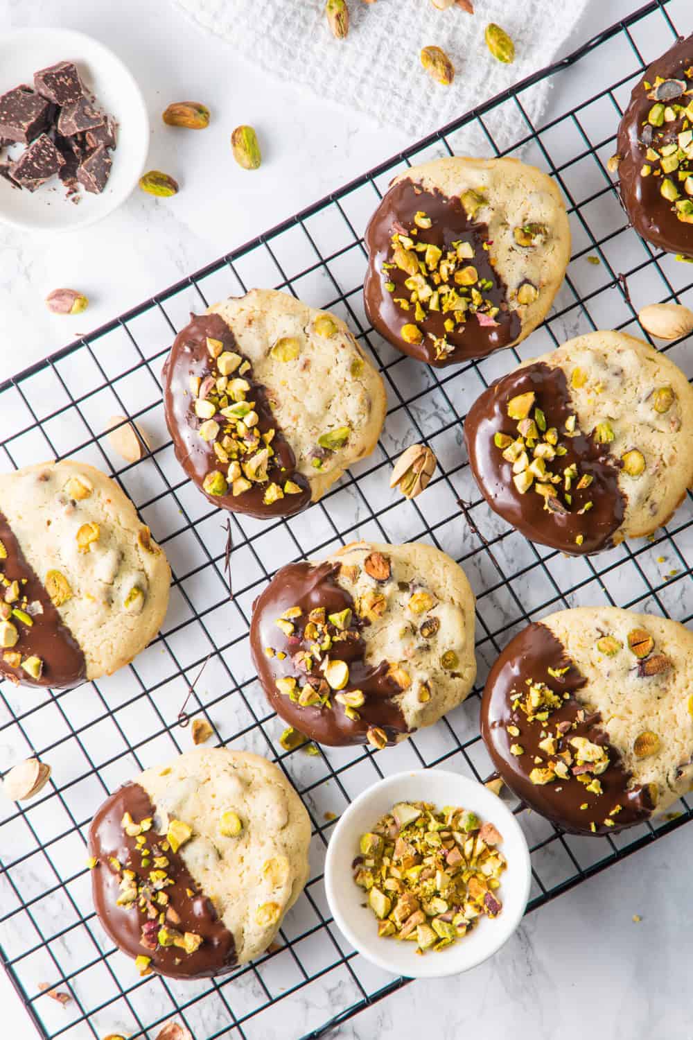 top view pistachio cookies.