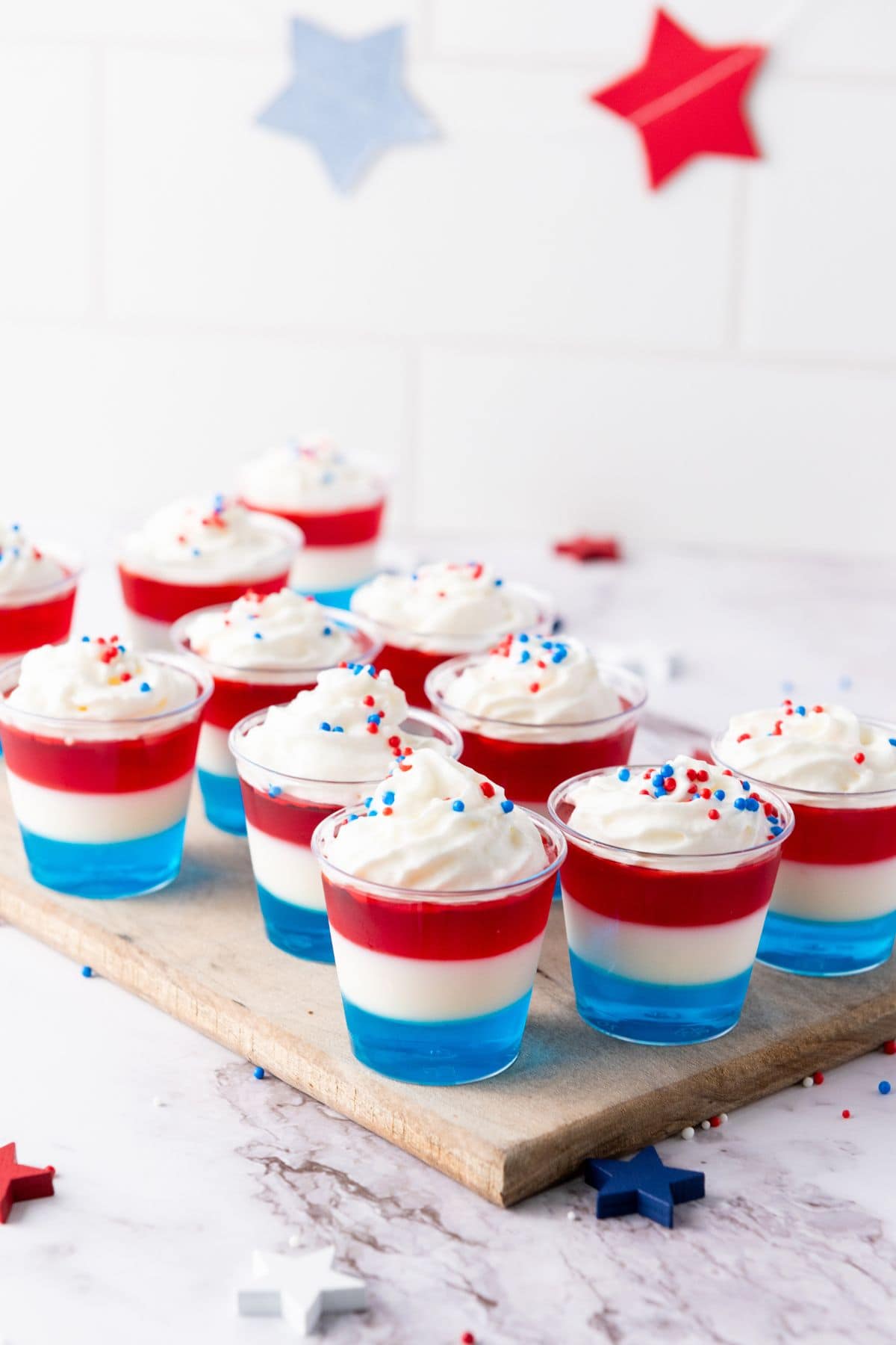 4th of july jello desserts decorated.