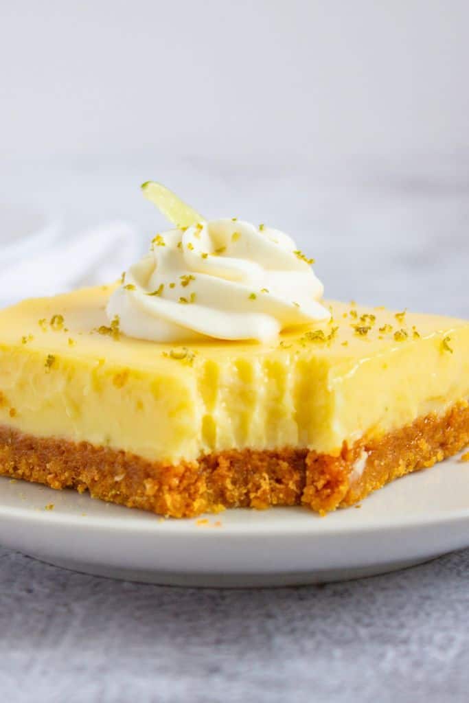 pie of key lime pie bar.