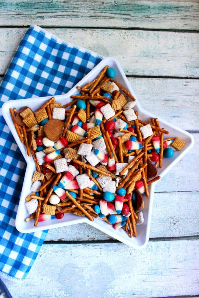 sweet and savory snack mix in star bowl,