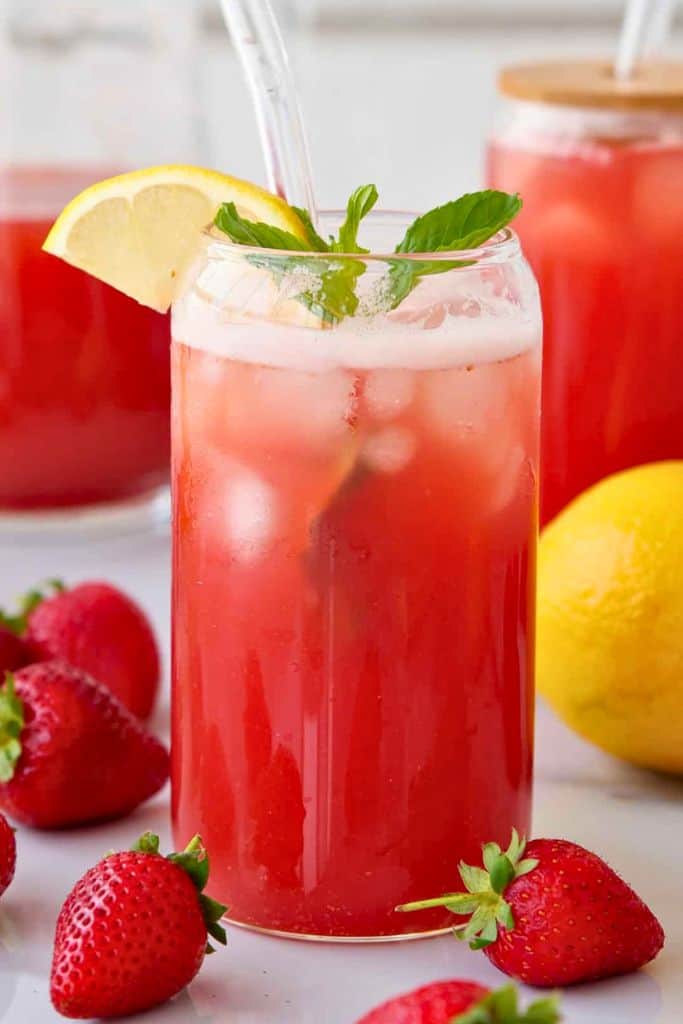 iced strawberry tea in glass.