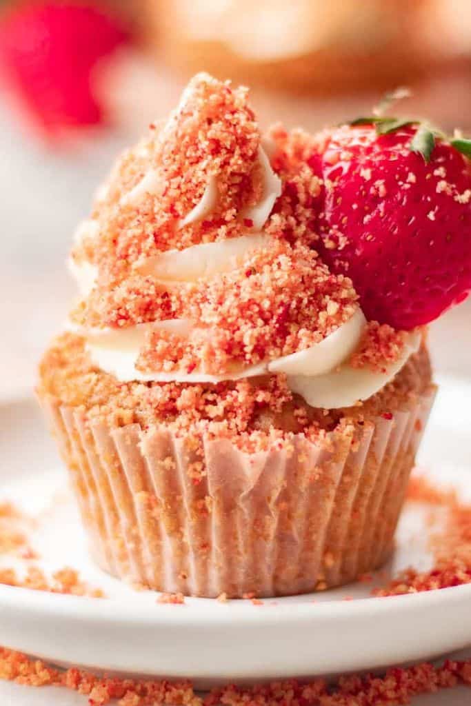 strawberry crunch cupcake.