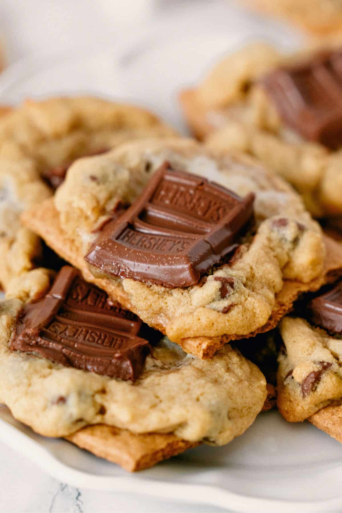 smores cookie with graham cracker