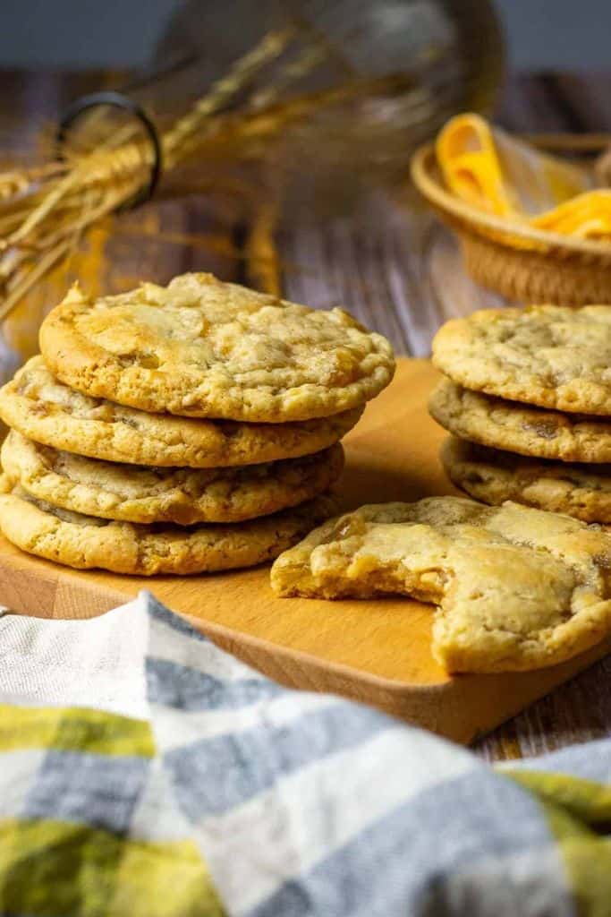 ginger sourdough discard cookies.