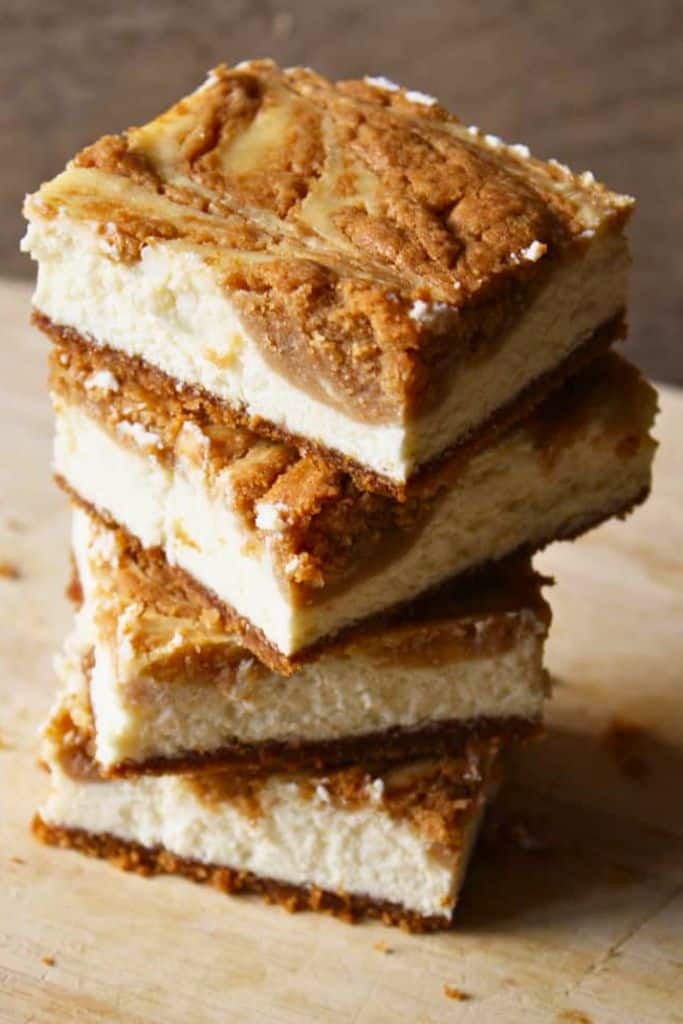 stack of lotus biscoff cheesecake bars.