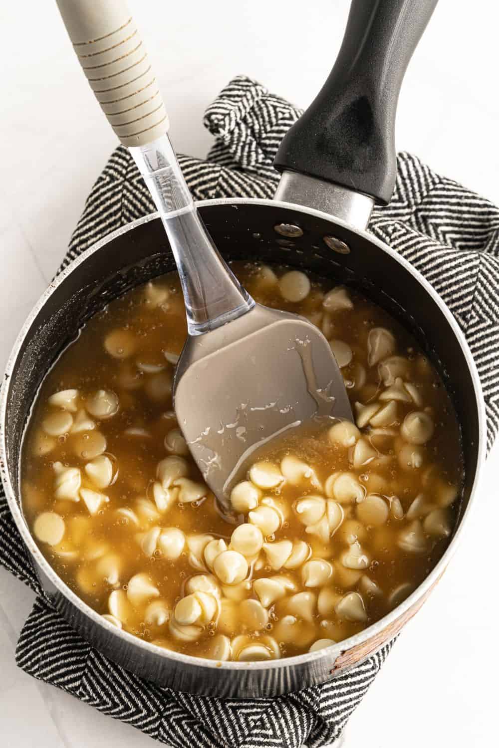 white choc fudge ingredients in saucepan.