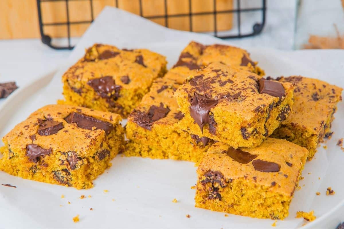 pumpkin cookie bars on plate.