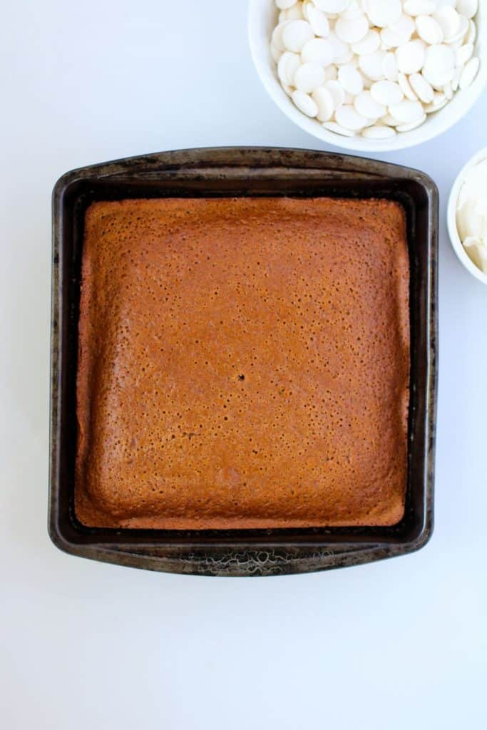 gingerbread cake in tin.
