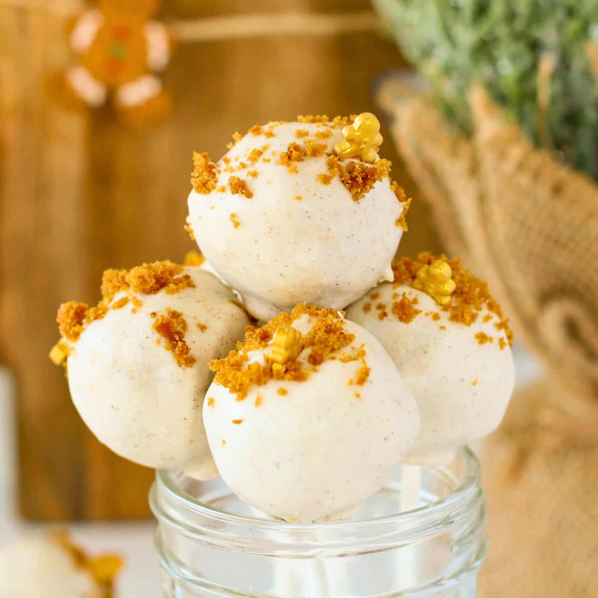 christmas cake pops in jar.
