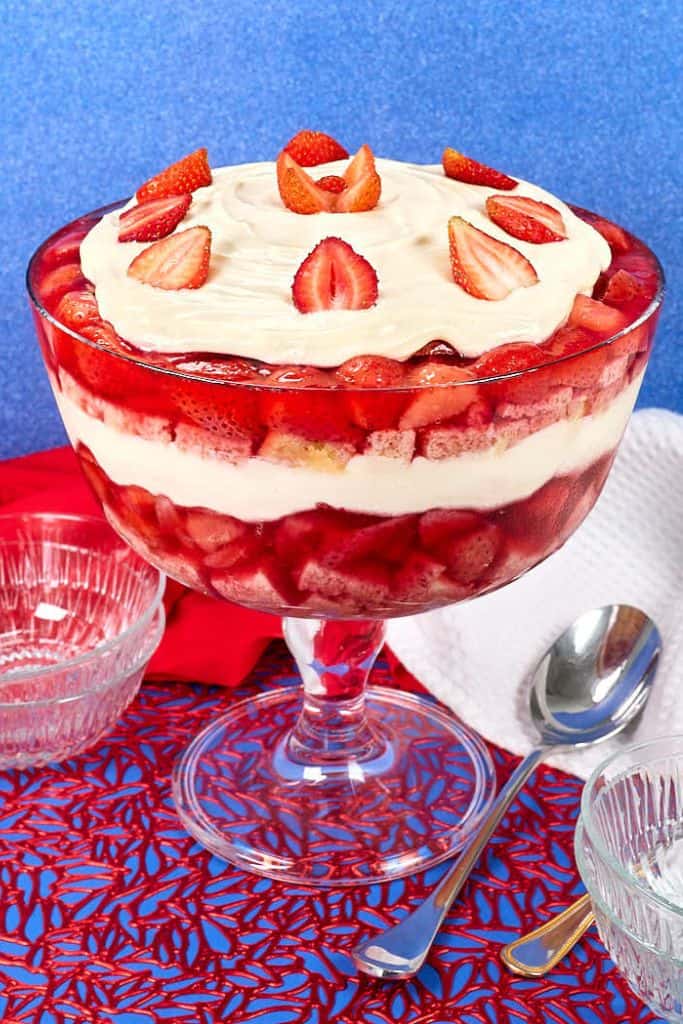 strawberry jello trifle in large bowl.